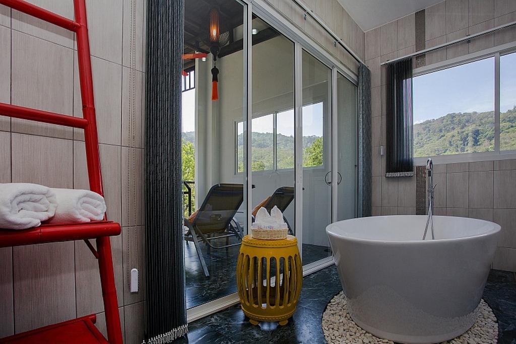 Big Buddha Hill Villa Rawai Room photo